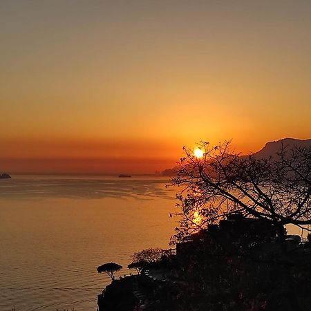 Rays Of Sun - Apartment Positano Buitenkant foto