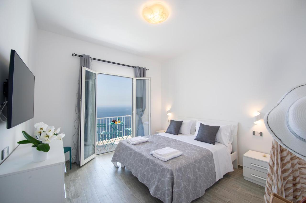 Rays Of Sun - Apartment Positano Buitenkant foto